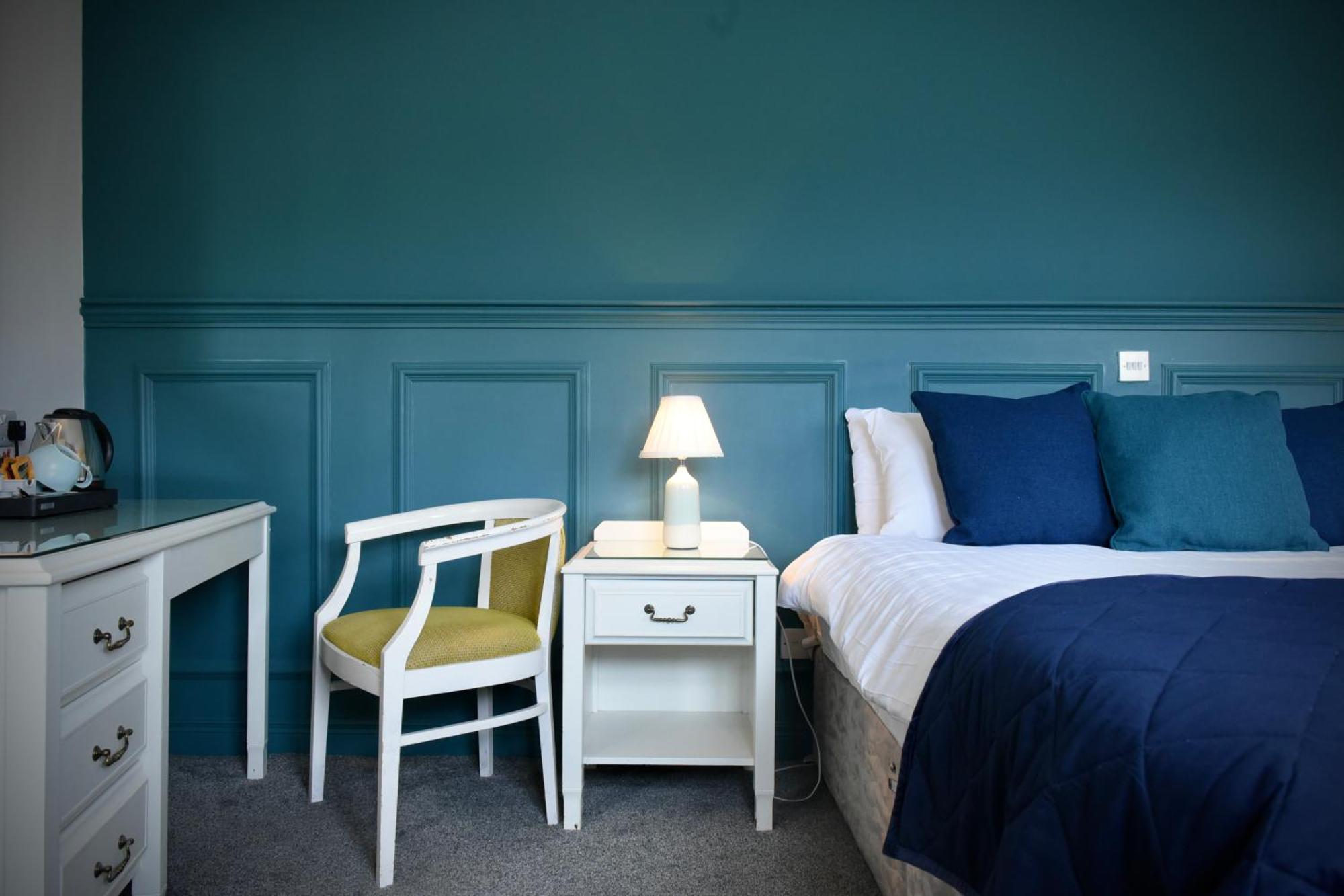 The Lough & Quay Accommodation Town Centre Warrenpoint Bagian luar foto