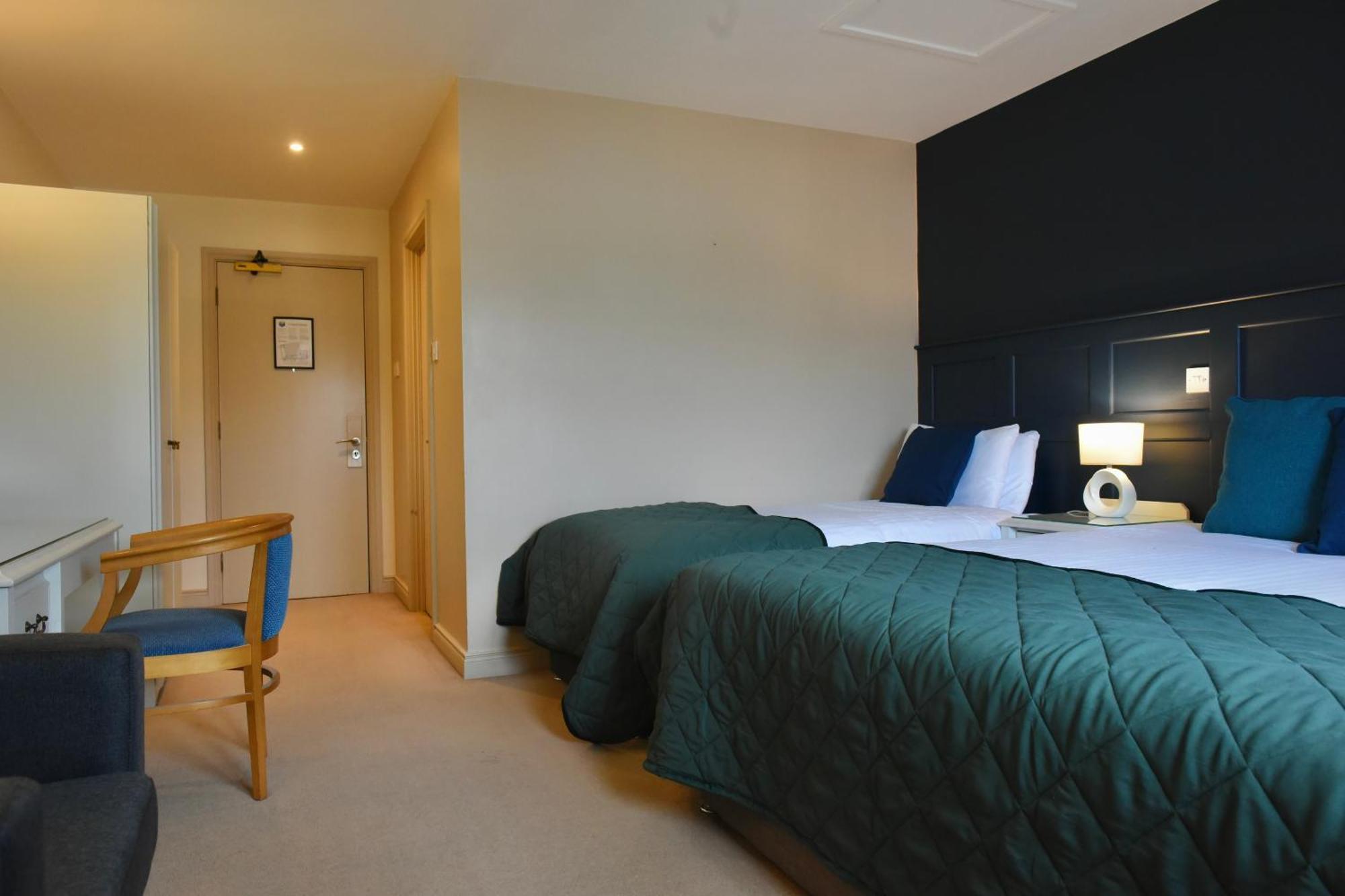 The Lough & Quay Accommodation Town Centre Warrenpoint Bagian luar foto