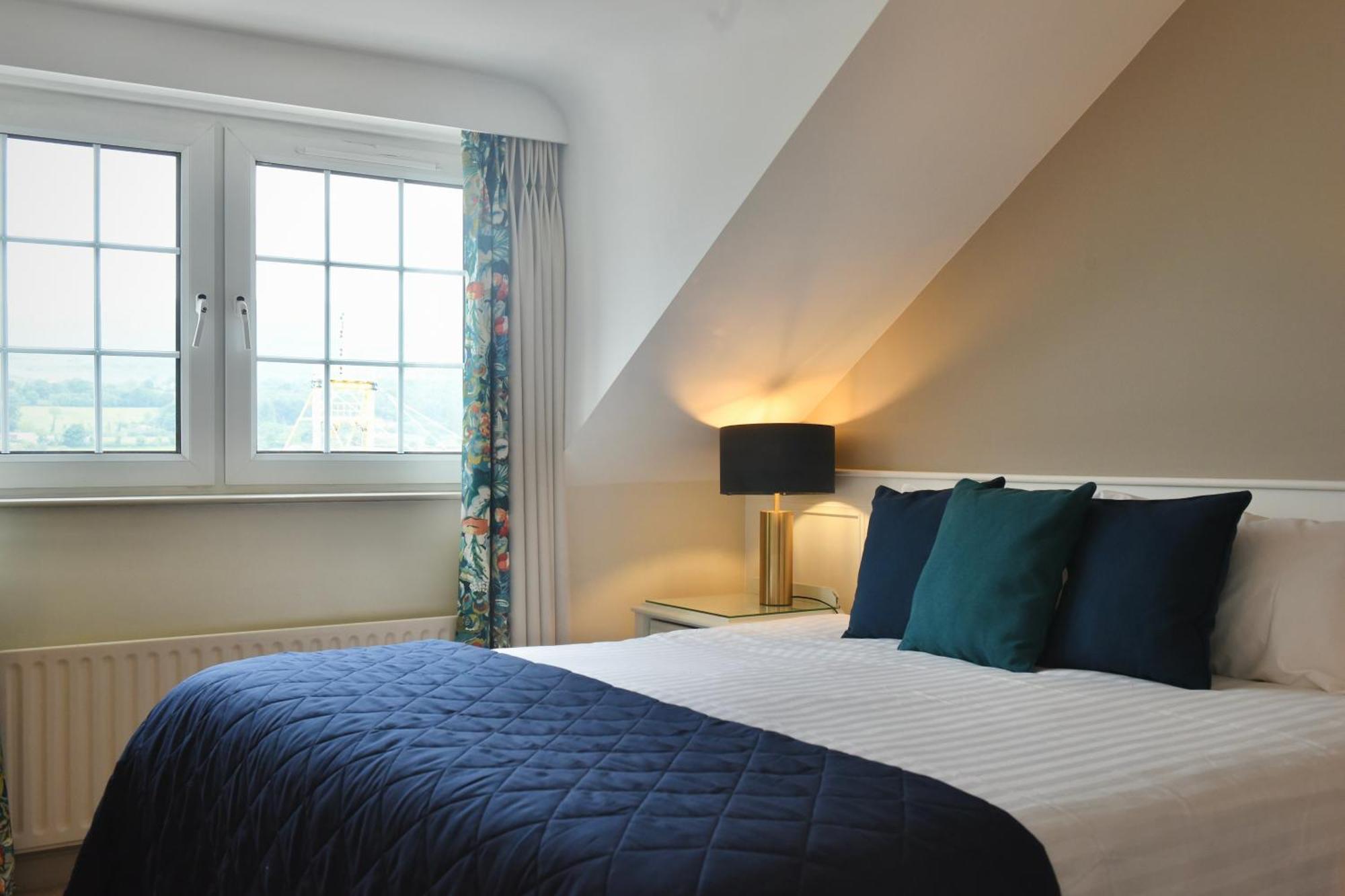 The Lough & Quay Accommodation Town Centre Warrenpoint Bagian luar foto