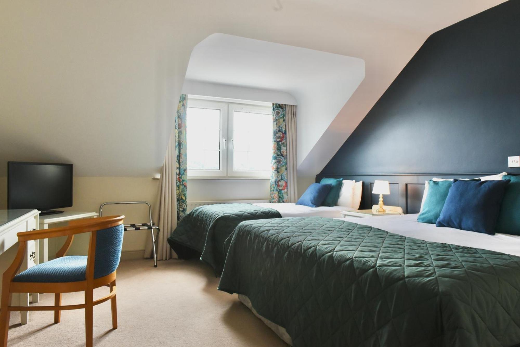 The Lough & Quay Accommodation Town Centre Warrenpoint Bagian luar foto