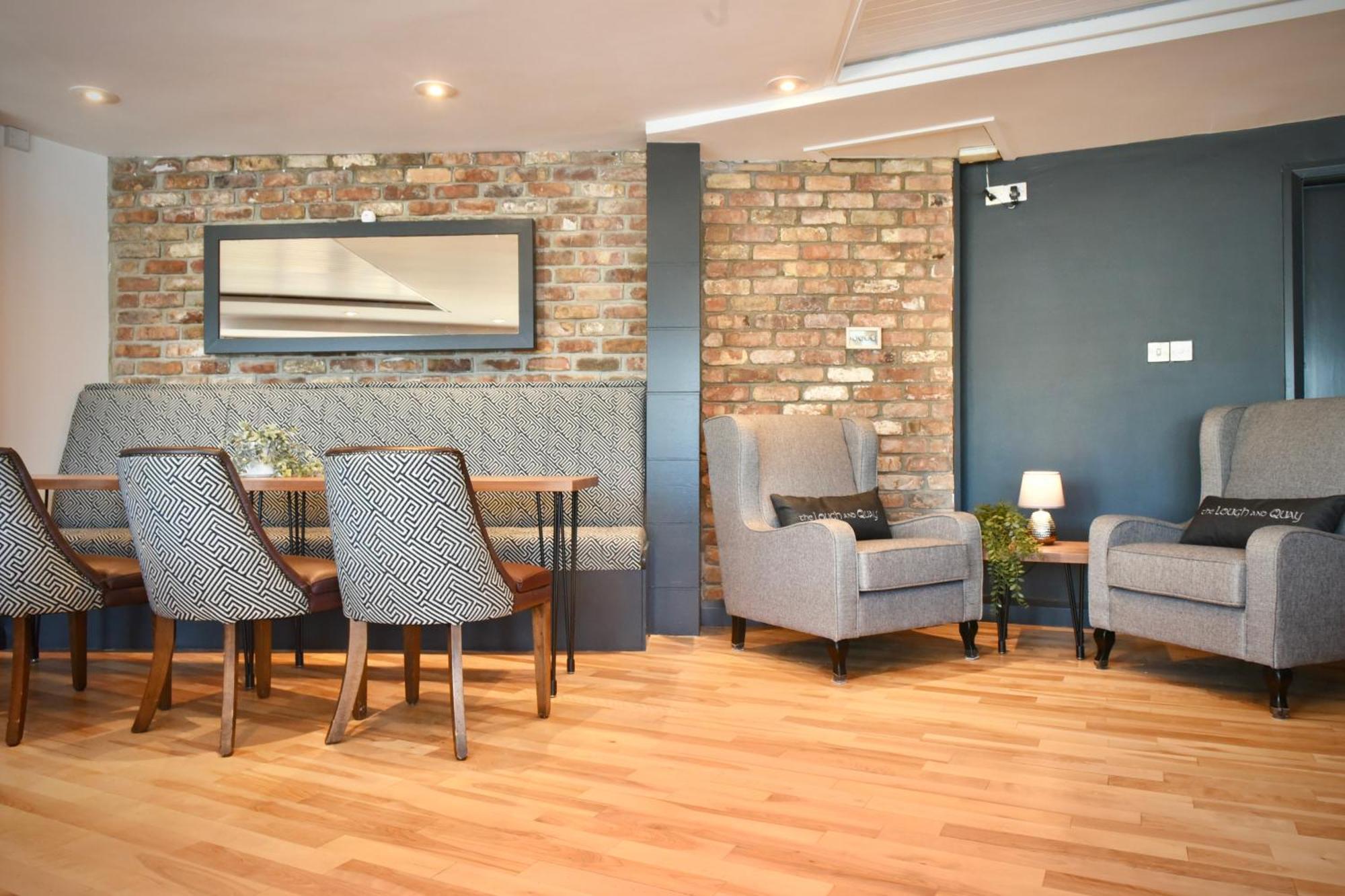 The Lough & Quay Accommodation Town Centre Warrenpoint Bagian luar foto