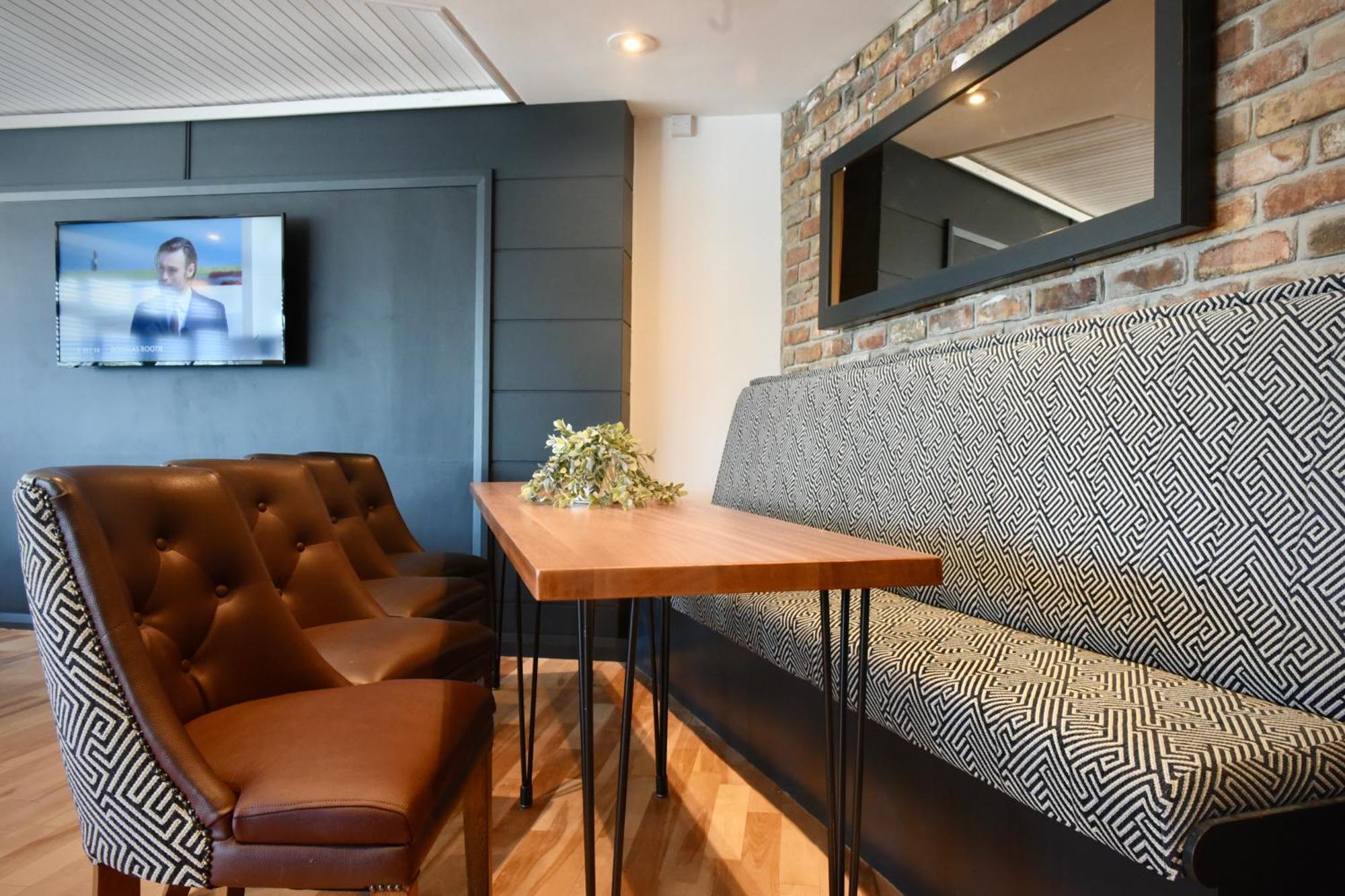 The Lough & Quay Accommodation Town Centre Warrenpoint Bagian luar foto